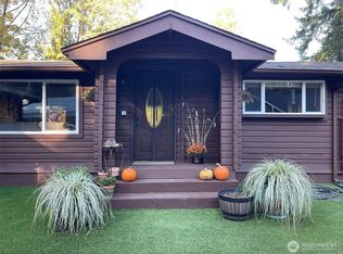 9361 Misery Point Rd NW, Seabeck, WA 98380