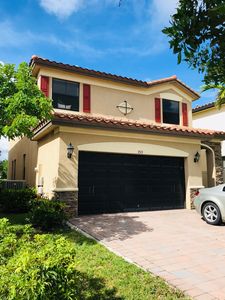 3513 W 86th Ter, Hialeah, FL, 33018