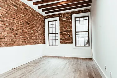 Rented by Nolita Group