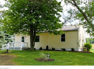 406 W Caston Rd, Akron, OH 44319