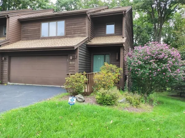 605 Clubhouse Rd, Vestal, NY 13850