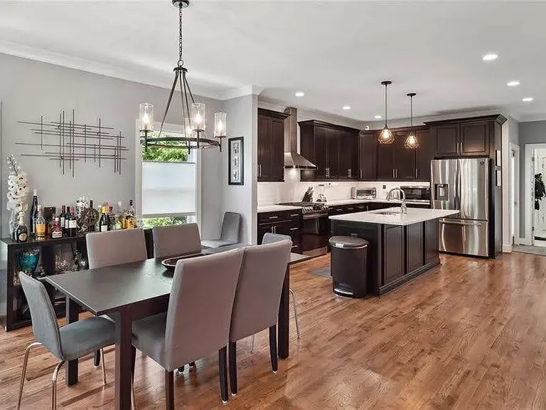 1237 Milton Ter SE — Photo 13