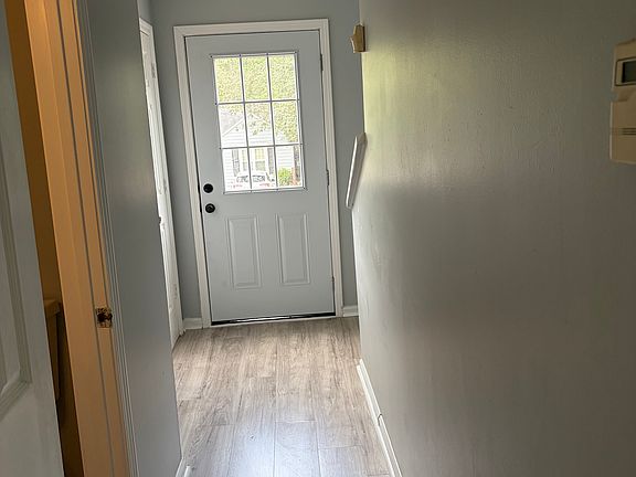 2nd image of 6453 Bedford Ln