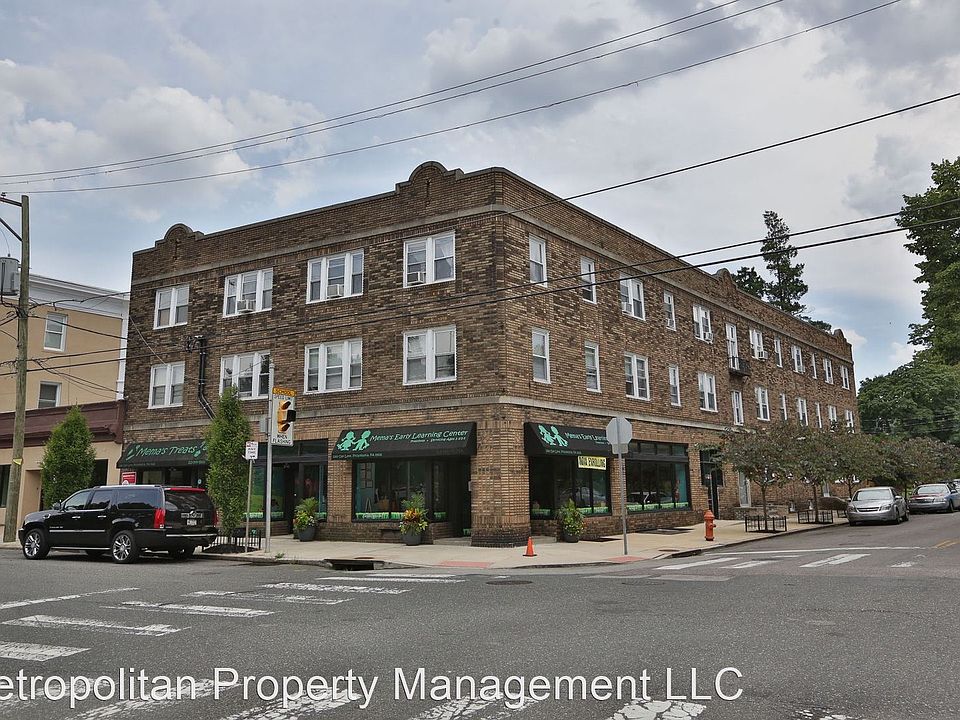 1st image of 1260 Oak Lane Ave