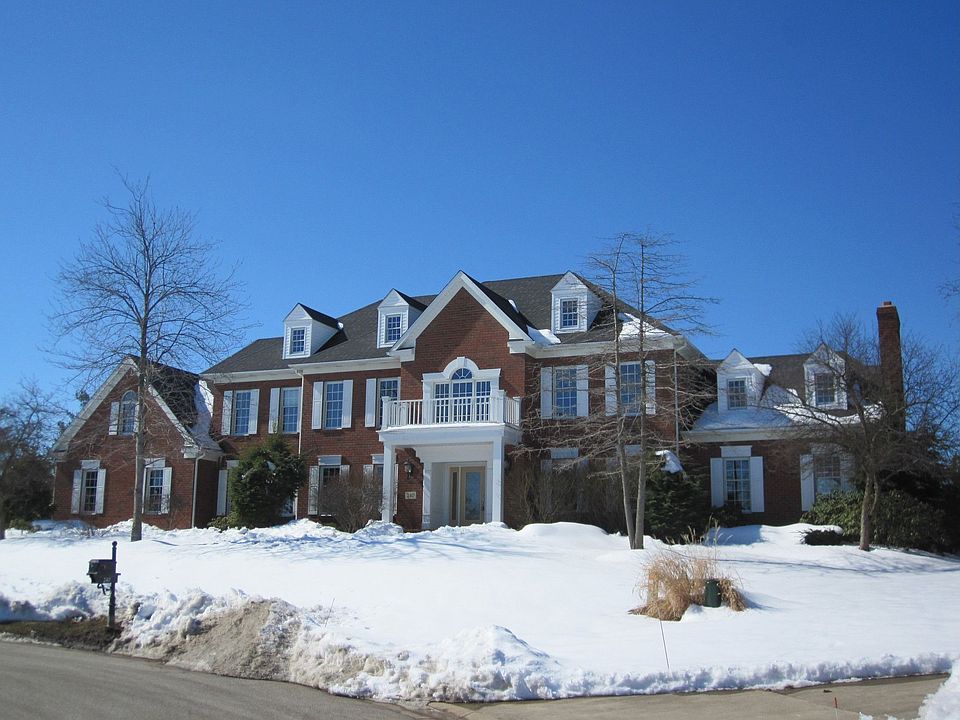 1st image of 240 Camden Ln