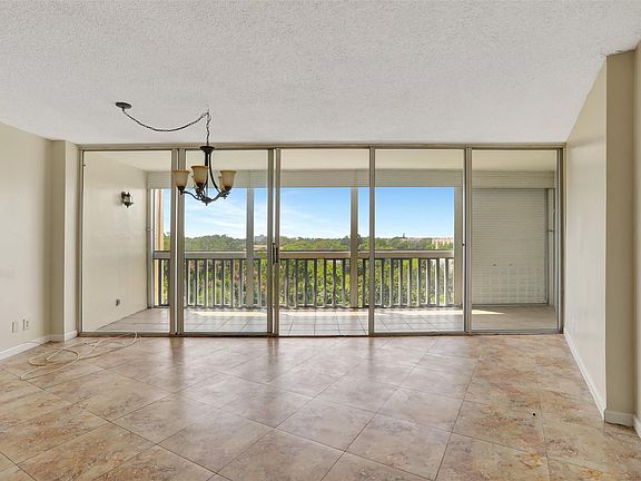 5th image of 6921 Environ Blvd APT 6O