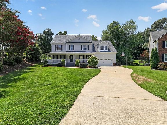 2nd image of 100 Claron Ct