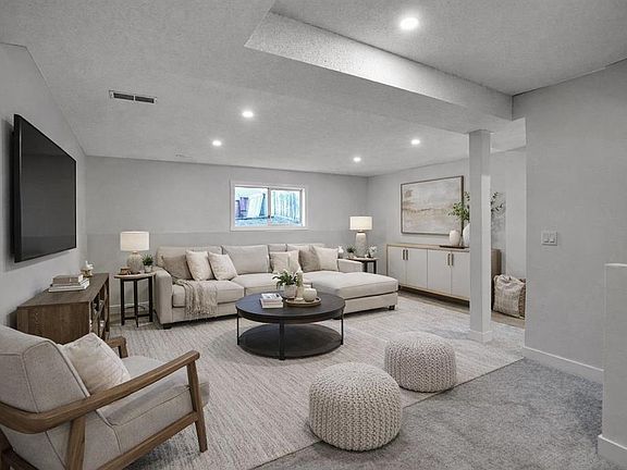 3rd image of 96 E Covington Rd NE