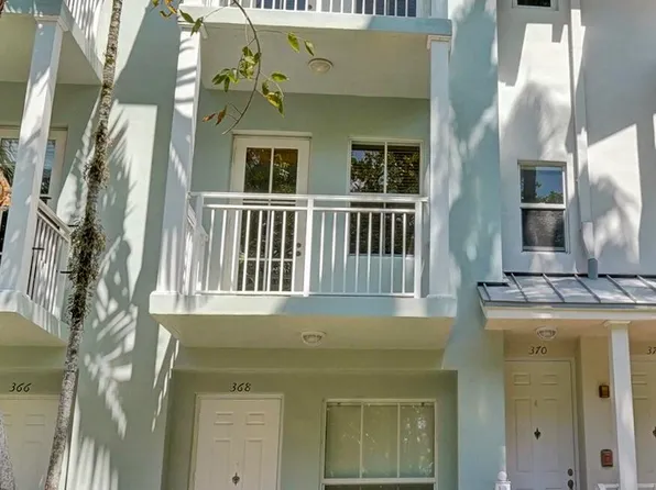 1304 SW 3rd Ct #1304, Fort Lauderdale, FL 33312
