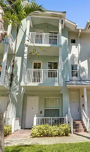 1304 SW 3rd Ct #1304 Photo 1