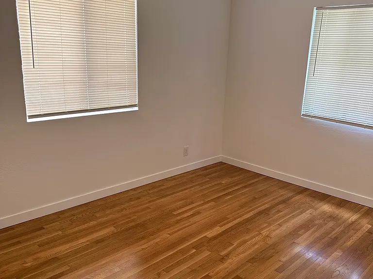 10276 Angell St — Photo 7