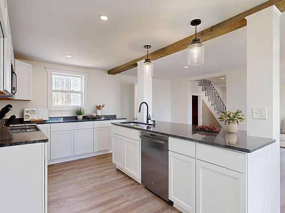 3rd image of 238 N Parish Road