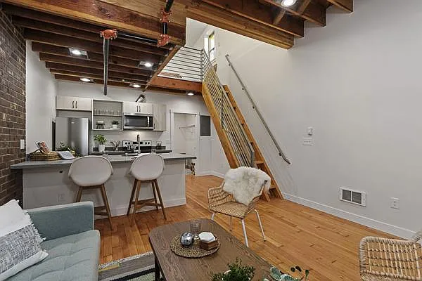 290 Burnett Ave S #214 — Photo 4