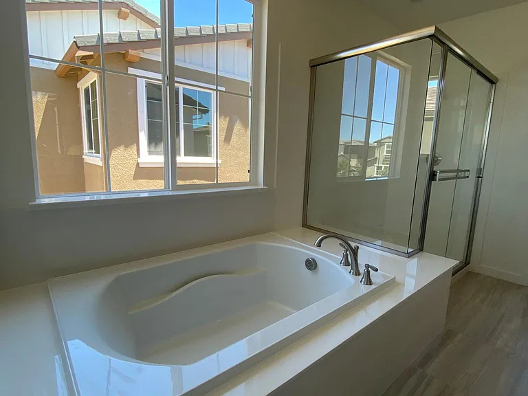 2408 Lake Club Dr — Photo 18
