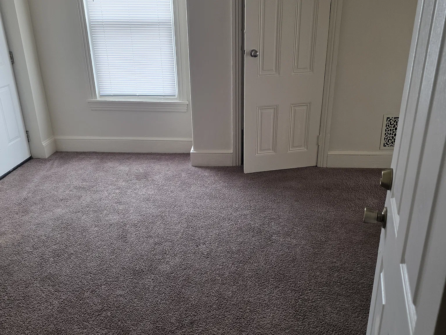 1 bed, $1,200 — Photo 2