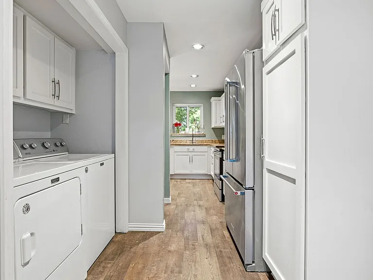 2955 Country Place Cir — Photo 12