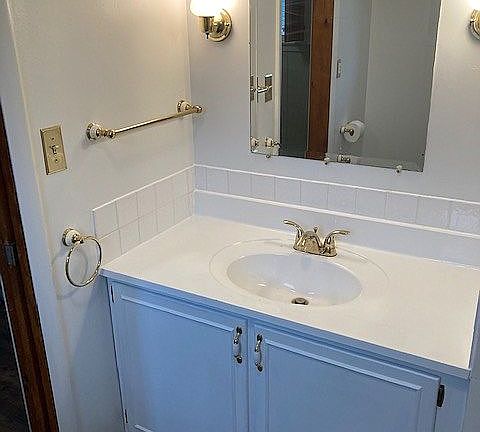Main first floor bath sink