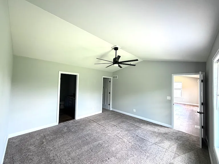 419 Triathlon Dr — Photo 17