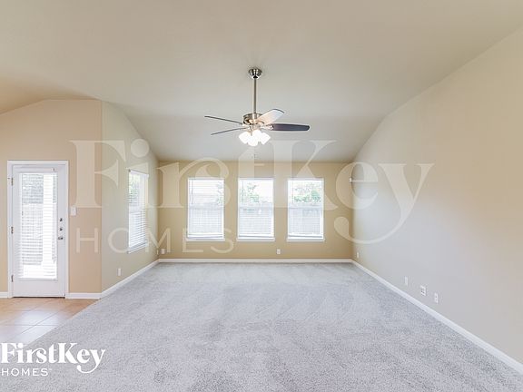 3rd image of 5622 Wayne Path