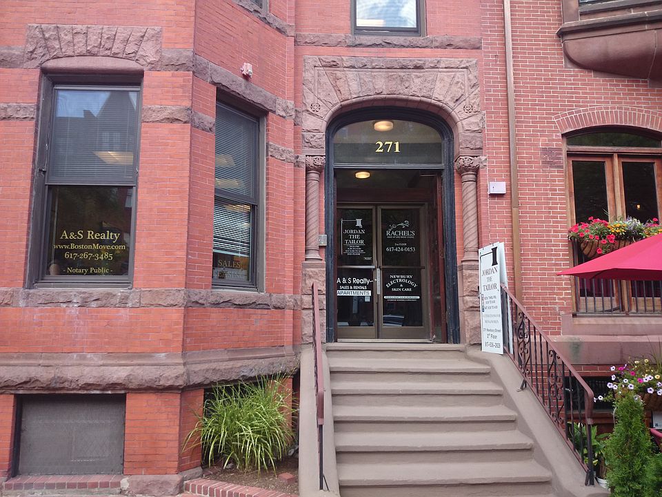 2nd image of 271 Newbury St Ste 2