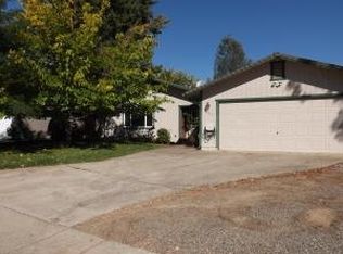 2880 Lake Redding Dr, Redding, CA 96003
