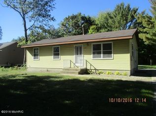 1957 N Sheridan Dr, Muskegon, MI 49445