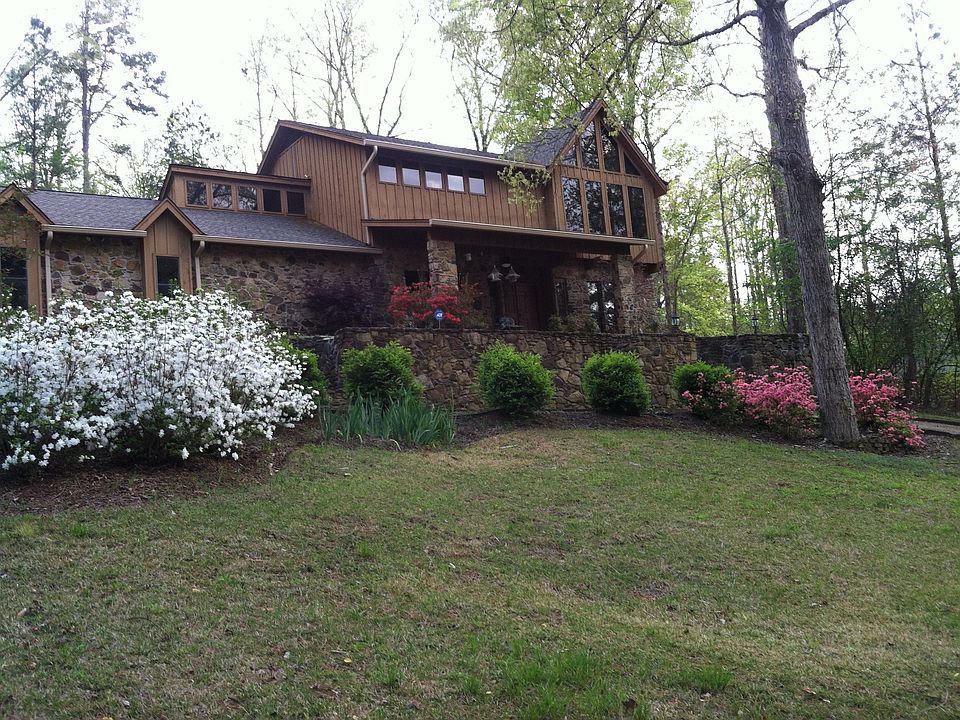 1st image of 82 Fernwood Cv