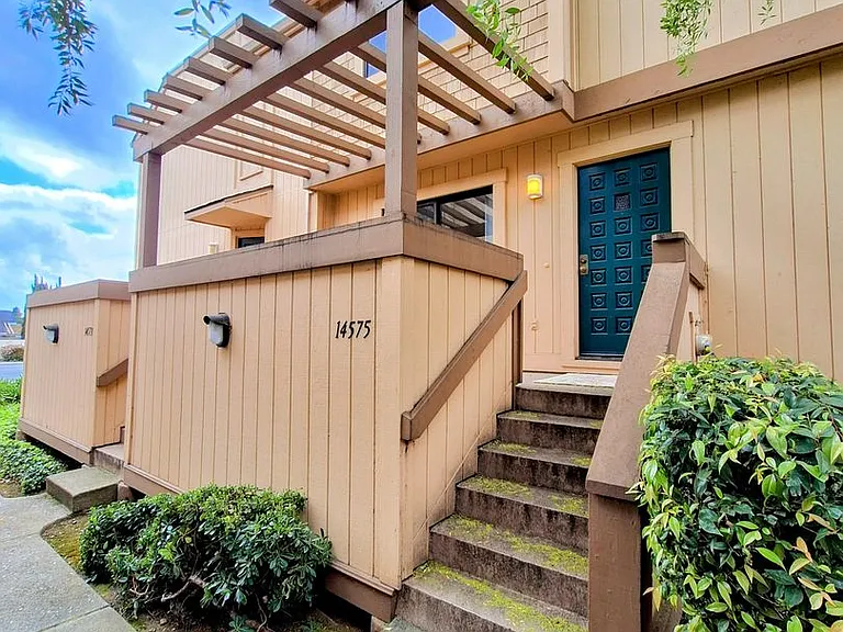 14575 S Bascom Ave — Photo 7