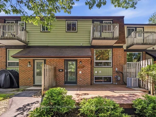 409 Montfort St #4, Ottawa, ON K1L 8G8