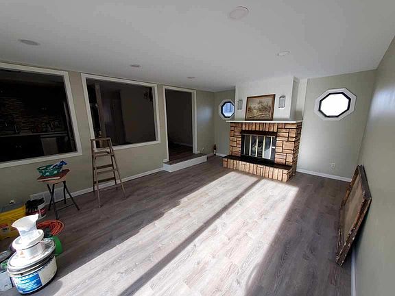 4th image of 4009 Davison Ave #1