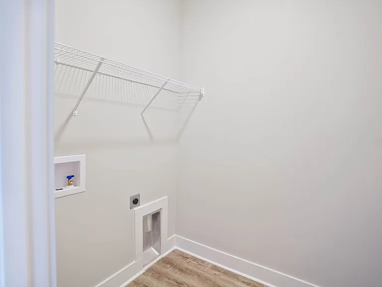630 Village Dr #10 — Photo 11