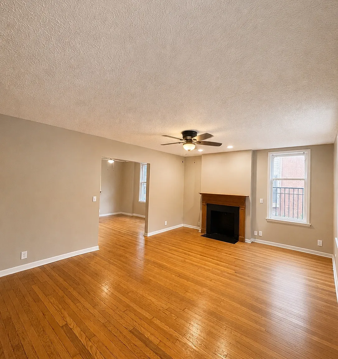 143 S Monroe Ave — Photo 3