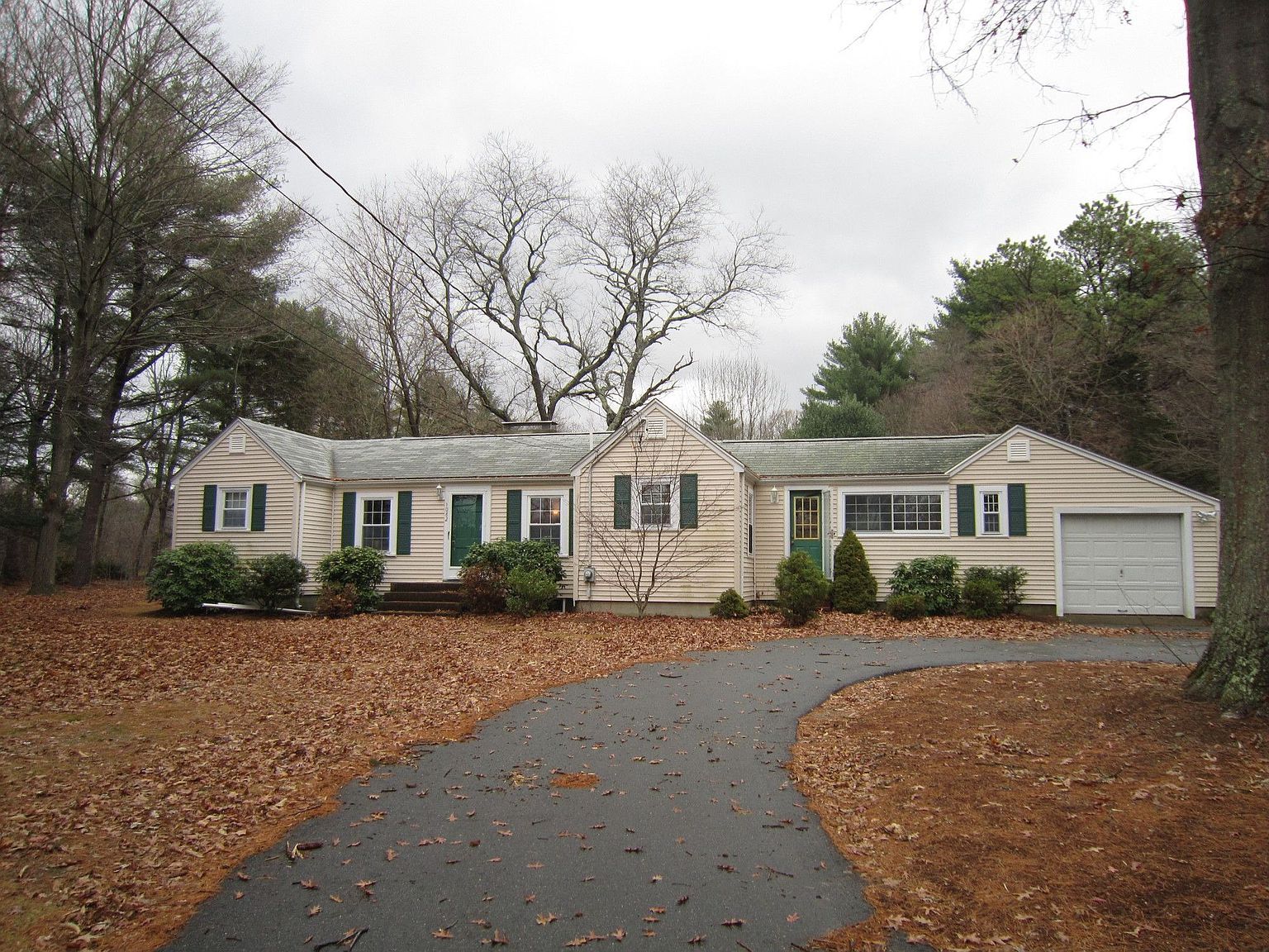 1082 West St, Stoughton, MA 02072 Zillow
