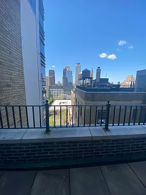 Rented by Compass | media 12