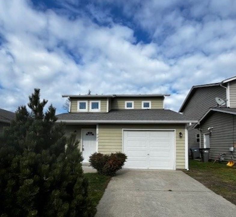 1st image of 1997 Kelowna Pl SE