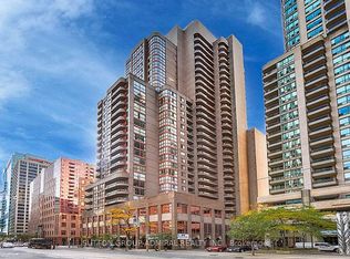 736 Bay St #2503, Toronto, ON M5G2M4
