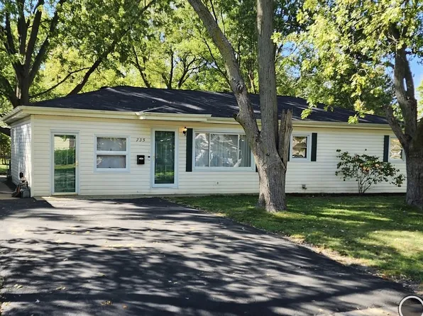 735 Jonette Ave, Bradley, IL 60915