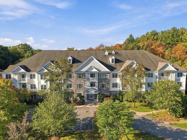 1206 Albion Rd Unit 1206, Bedford, MA 01730