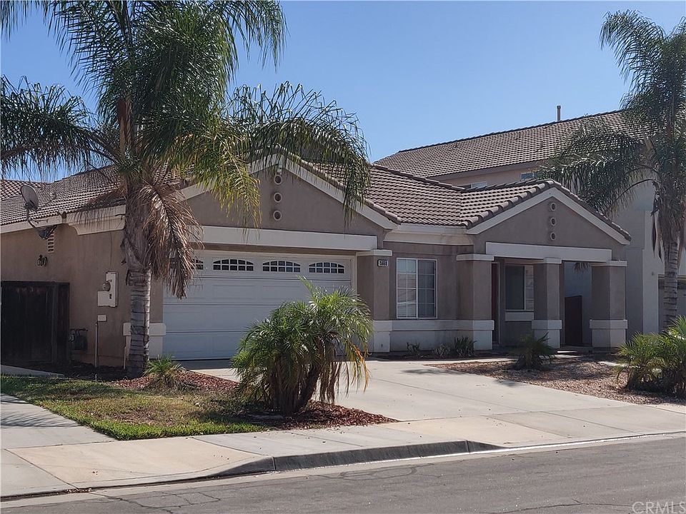 1st image of 15660 Lucia Ln