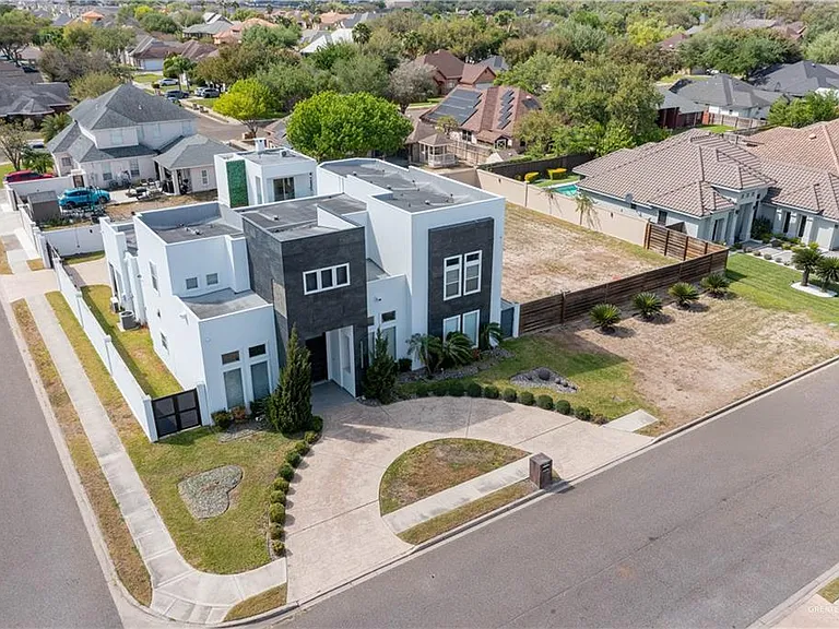 2505 May Ave — Photo 29