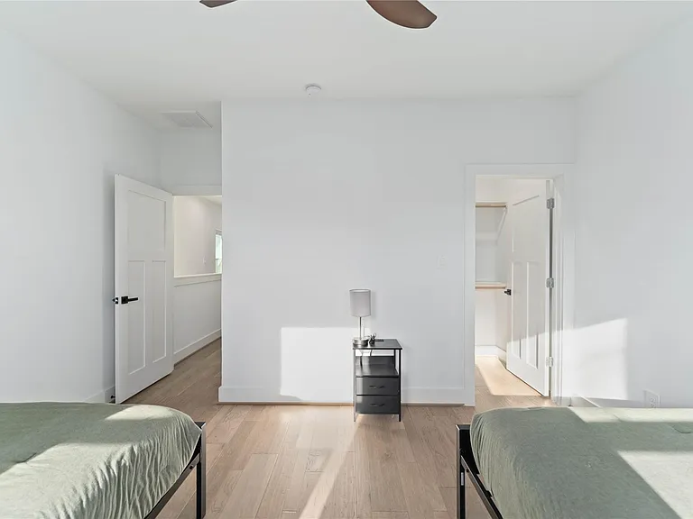 3034 Gray St #B — Photo 17