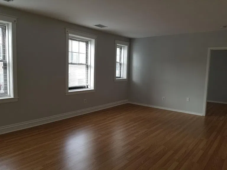 6233 Delmar Blvd #204 — Photo 3