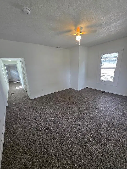 2 bed, 658 sqft, $1,100 — Photo 4