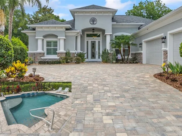 4 Midden Ln, Palm Coast, FL 32137