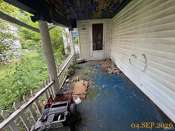 4th image of 227 S East St
