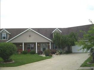 4511 Juniper Ct, Columbus, IN