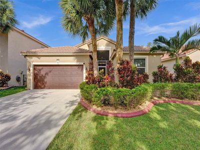 203 Seminole Lakes Dr, Royal Palm Beach, FL, 33411