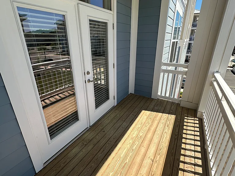 Private deck