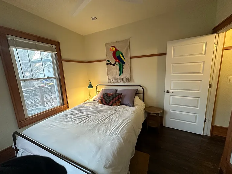 4243 Kenwood Ave — Photo 16