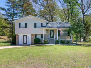 841 School Cir SW, Arab, AL 35016